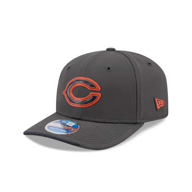 Chicago Bears 2026 Sideline Cold Weather 9SEVENTY Bonnet extensible à bouton-pression