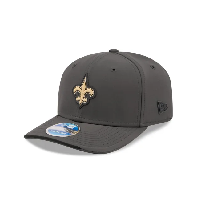 New Orleans Saints 2026 Sideline Cold Weather 9SEVENTY Bonnet extensible à bouton-pression