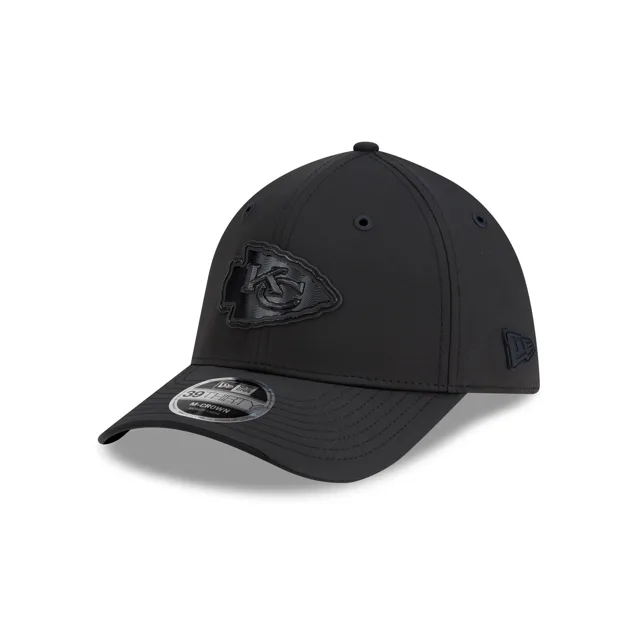 Kansas City Chiefs 2026 Sideline Noir 39THIRTY M-Crown Stretch Fit Chapeau
