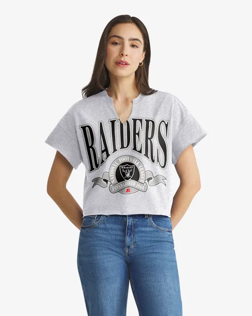 Las Vegas Raiders BANNERS OUT '47 T-shirt surdimensionné à col cranté pour femmes