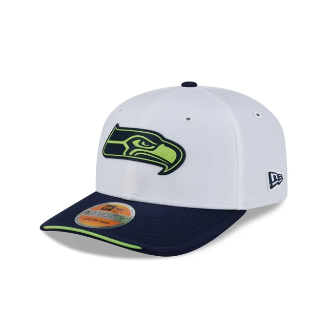Seattle Seahawks 2026 Sideline Blanc 9SEVENTY Chapeau extensible à bouton-pression