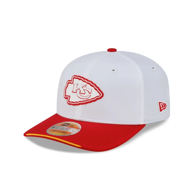 Kansas City Chiefs 2026 Sideline Blanc 9SEVENTY Chapeau extensible à bouton-pression