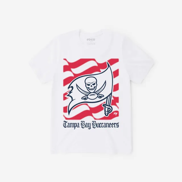 Tampa Bay Buccaneers T-shirt avec le mot-symbole du patrimoine américain