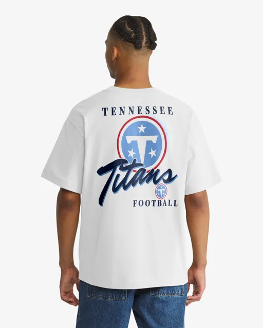 Tennessee Titans BACKER SCRIPT ILLUSTRÉ '47 FOUNDATION TEE