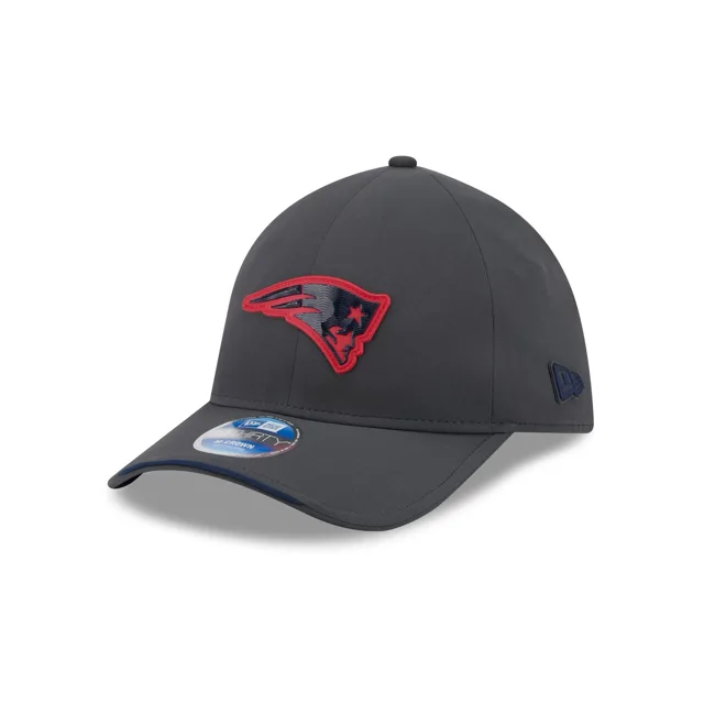 New England Patriots 2026 Sideline Cold Weather 39THIRTY M-Crown Bonnet extensible