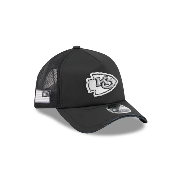Kansas City Chiefs 2026 Salut au service 9FORTY APEX Snapback Hat
