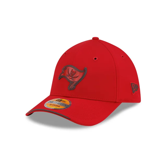 Tampa Bay Buccaneers 2026 Sideline 39THIRTY Chapeau extensible M-Crown