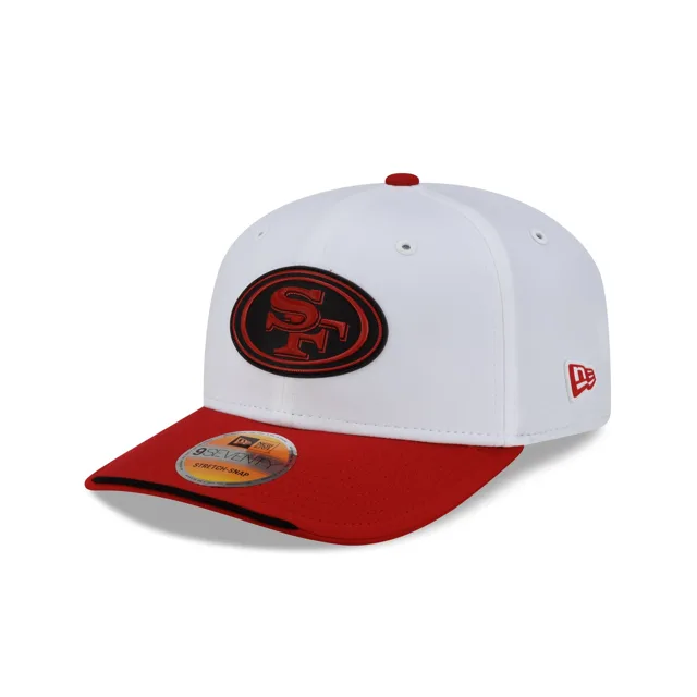 San Francisco 49ers 2026 Sideline Blanc 9SEVENTY Chapeau extensible à bouton-pression