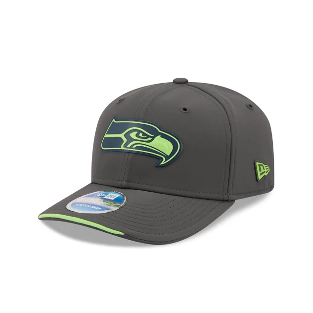 Seattle Seahawks 2026 Sideline Cold Weather 9SEVENTY Bonnet extensible à bouton-pression
