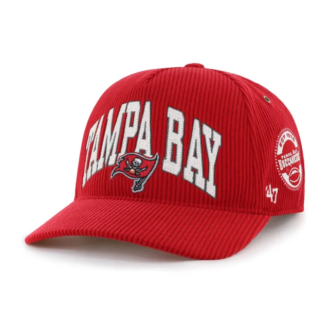 Tampa Bay Buccaneers STONEY CLOVER LANE X '47 HITCH RF COUPE RELAXÉE