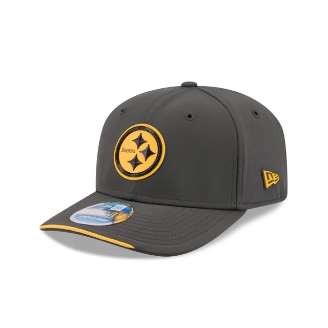 Pittsburgh Steelers 2026 Sideline Cold Weather 9SEVENTY Bonnet extensible à bouton-pression