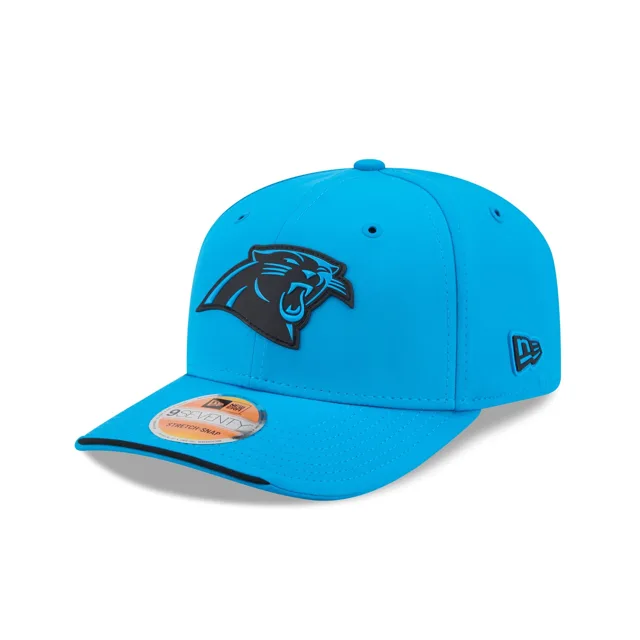 Carolina Panthers 2026 Sideline 9SEVENTY Chapeau extensible à bouton-pression