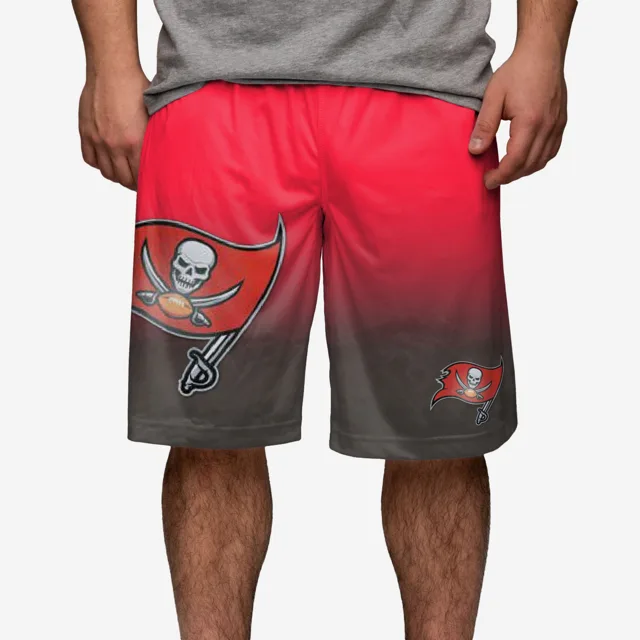 Tampa Bay Buccaneers Short d'entraînement dégradé à gros logo
