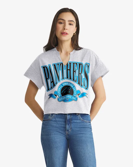 Carolina Panthers BANNERS OUT '47 T-shirt surdimensionné à col cranté pour femmes