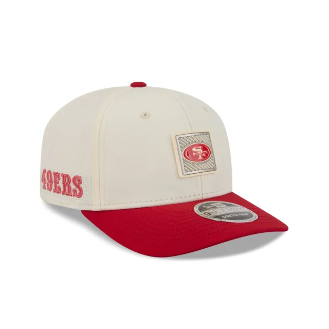 San Francisco 49ers 2026 Training 9SEVENTY Bonnet extensible à bouton-pression