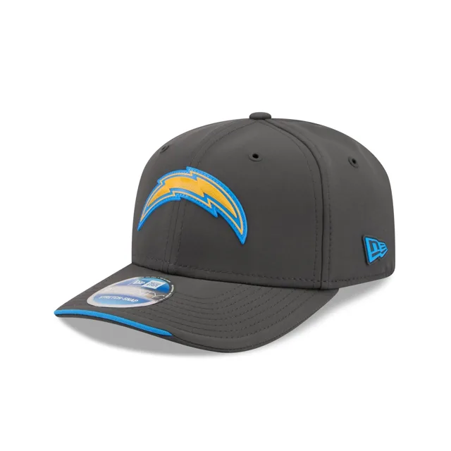 Los Angeles Chargers 2026 Sideline Cold Weather 9SEVENTY Bonnet extensible à bouton-pression