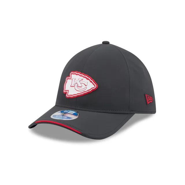 Kansas City Chiefs 2026 Sideline Cold Weather 39THIRTY M-Crown Bonnet extensible
